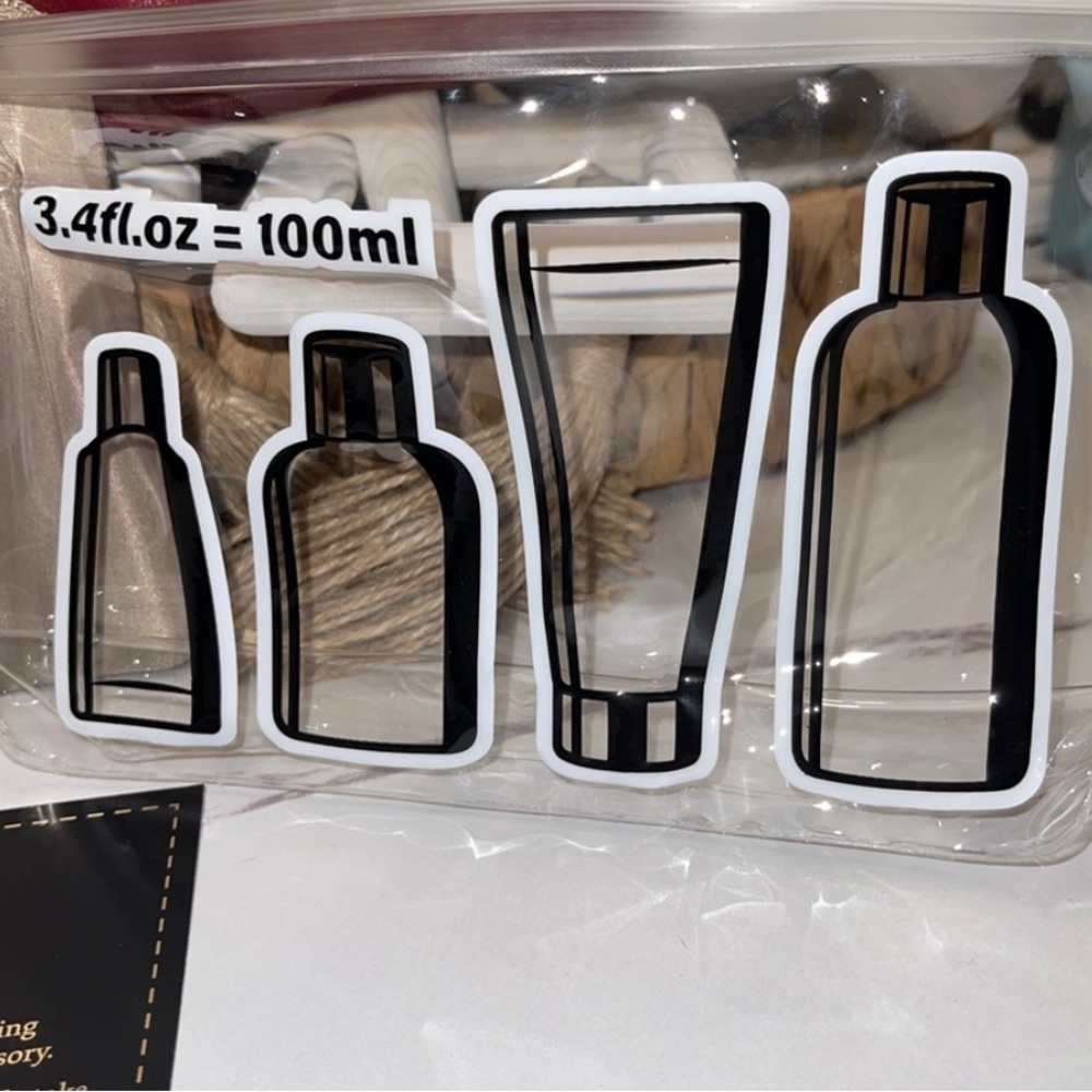 BumbleBella By Jill Martin Vegan Faux Leather Toiletry Pack - Picture 15 of 16